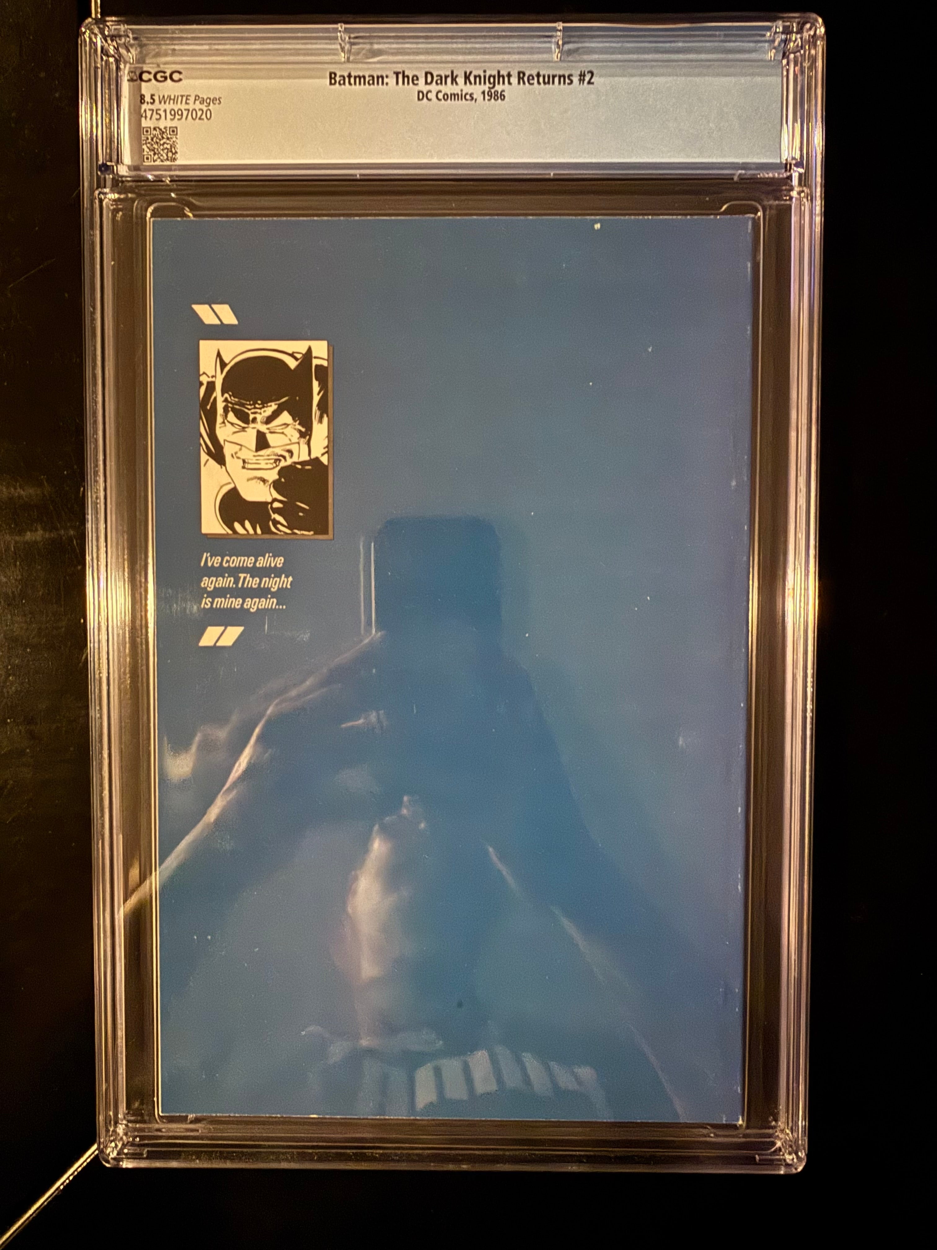 Batman: The Dark Knight Returns #2 CGC 8.5 White Pages | Frank Miller | Carrie Kelley Becomes Robin