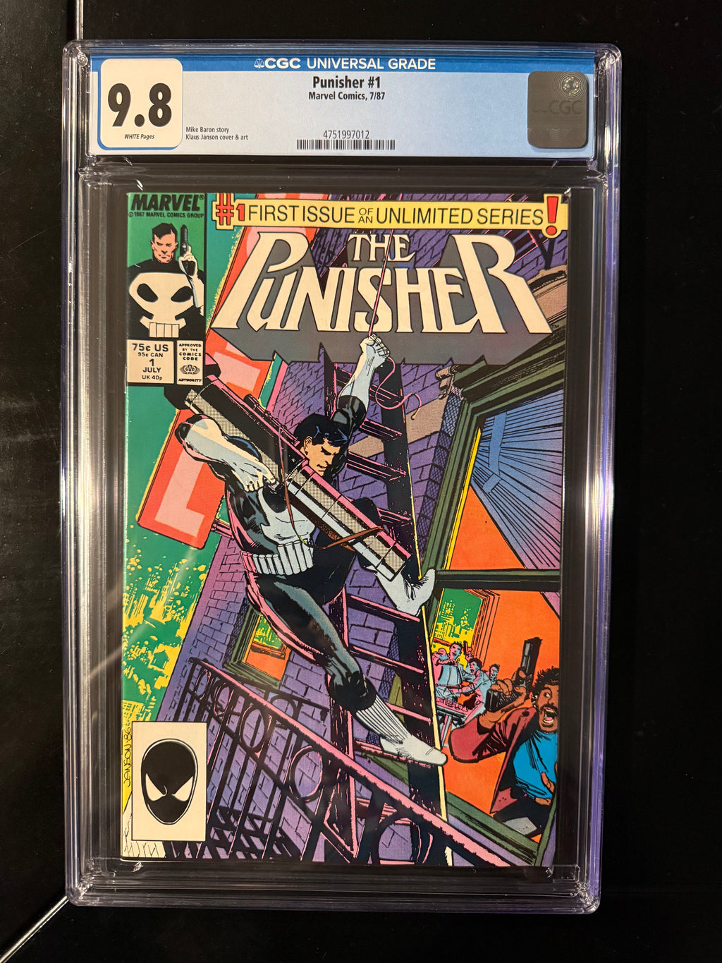 Punisher #1 CGC 9.8 White Pages | First Ongoing Punisher Series | Marvel Comics (1987)